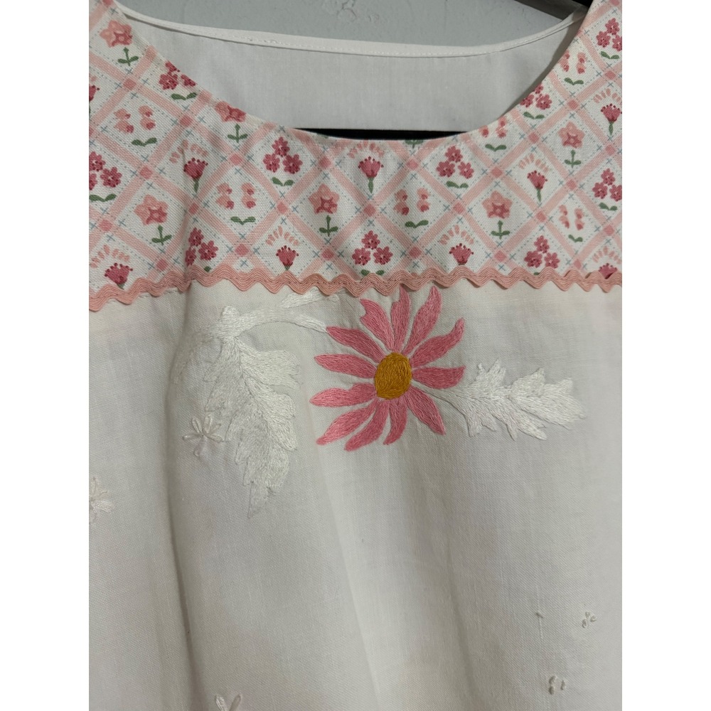 Handmade Vintage‎ Embroidered Floral Boho Pink White Striped Lace Top Blouse - Picture 3 of 6